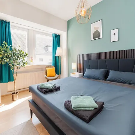 Smart - - Perfect For 5 Guests! - Balcony - Netflix - Free Parking Zone * Essen