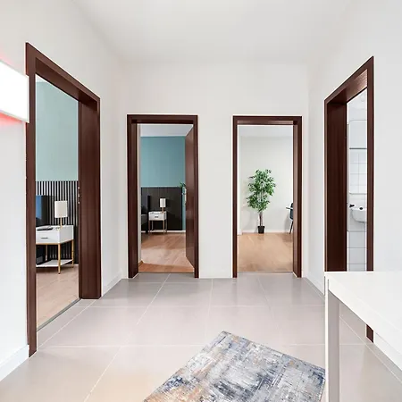 Smart - - Perfect For 5 Guests! - Balcony - Netflix - Free Parking Zone Apartment Essen
