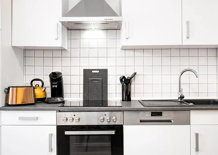 Apartamento Smart - - Perfect For 5 Guests! - Balcony - Netflix - Free Parking Zone